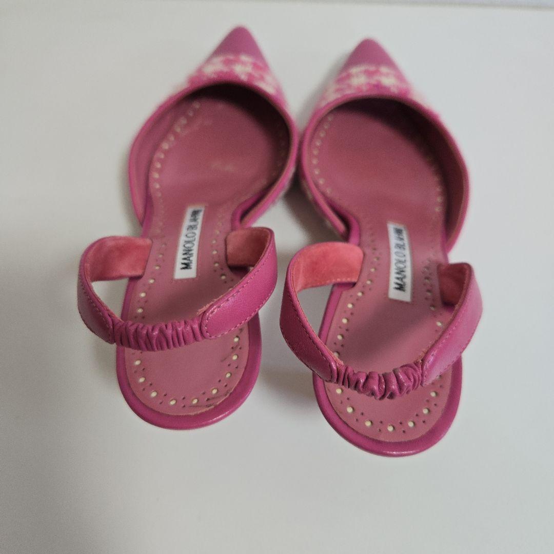MANOLO BLAHNIK ピンクスリングバックミュール