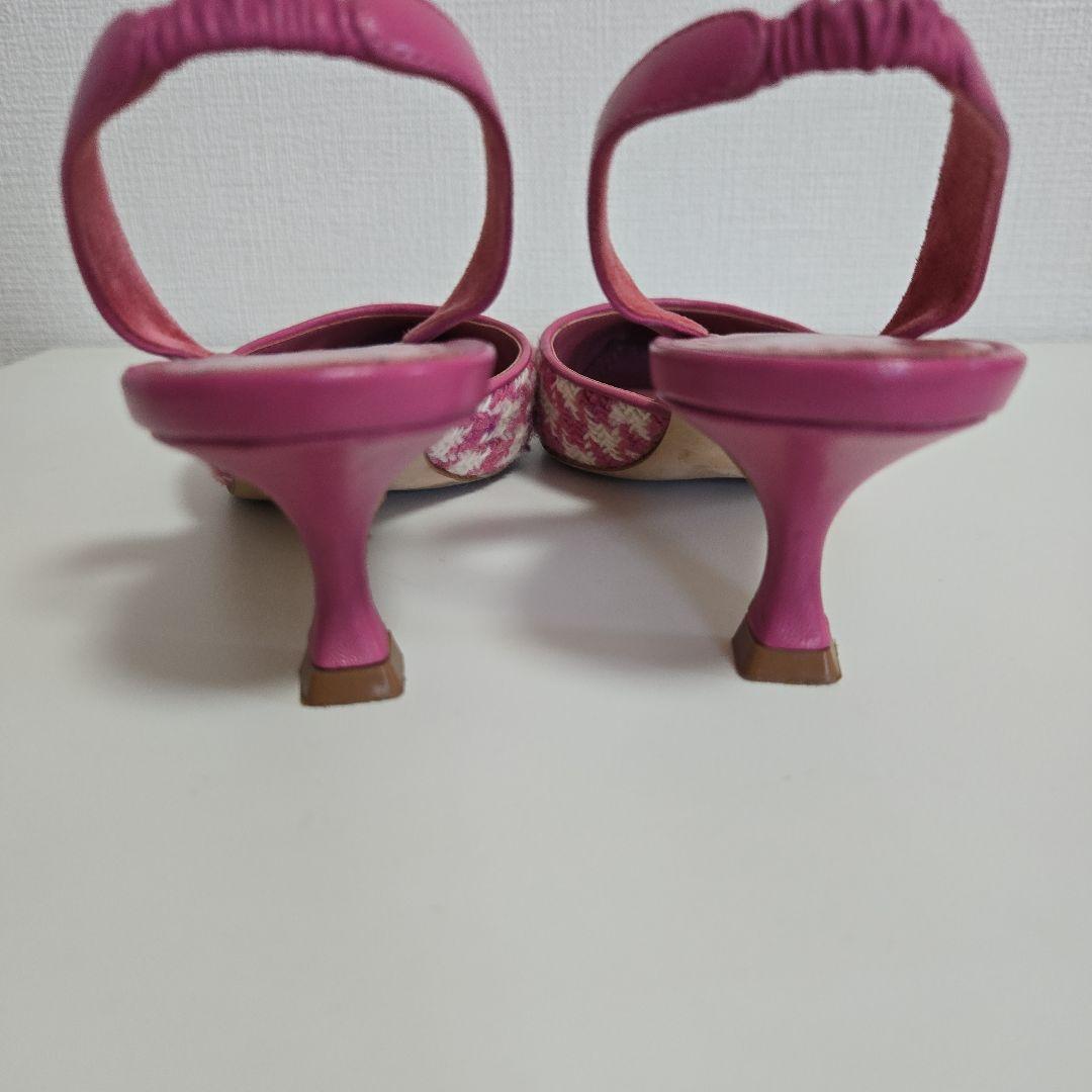 MANOLO BLAHNIK ピンクスリングバックミュール