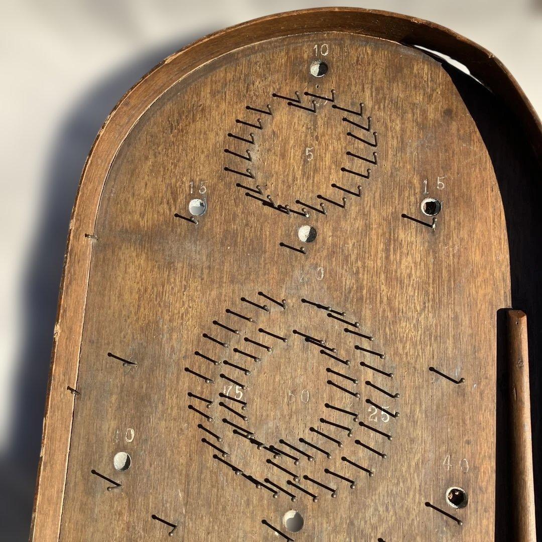 (437)昭和時代のビンテージ品木製玩具で、コリントゲームと呼ばれるものです。