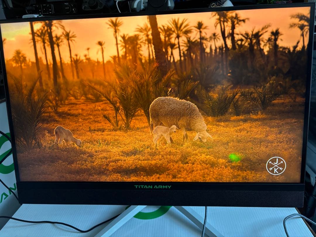 ディスプレイ・モニター本体 TITAN ARMY M27E6V-PRO