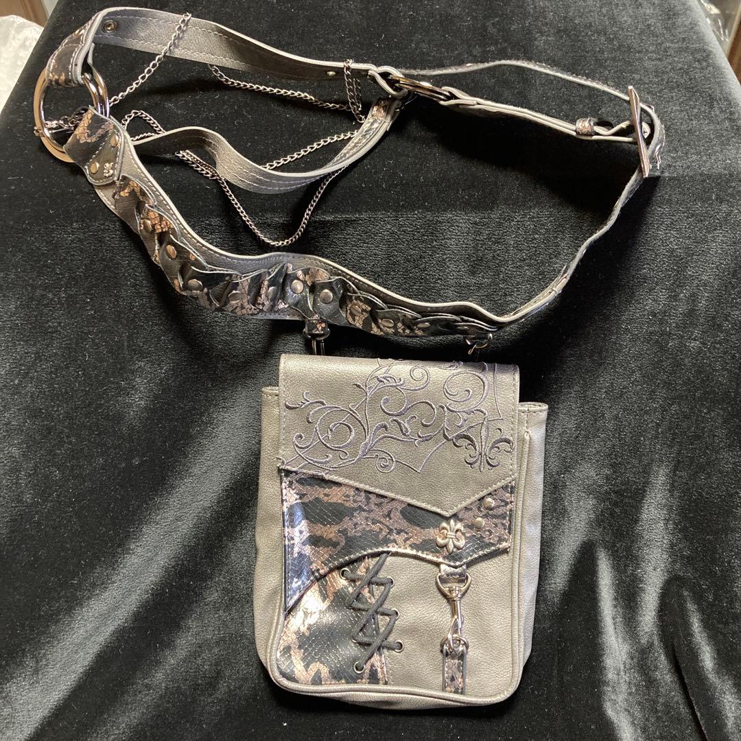 ozz on japan ベルト　ポーチ