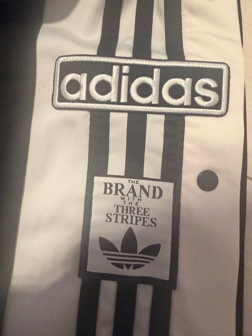 adidas スナップパンツ ＸＬ　美品