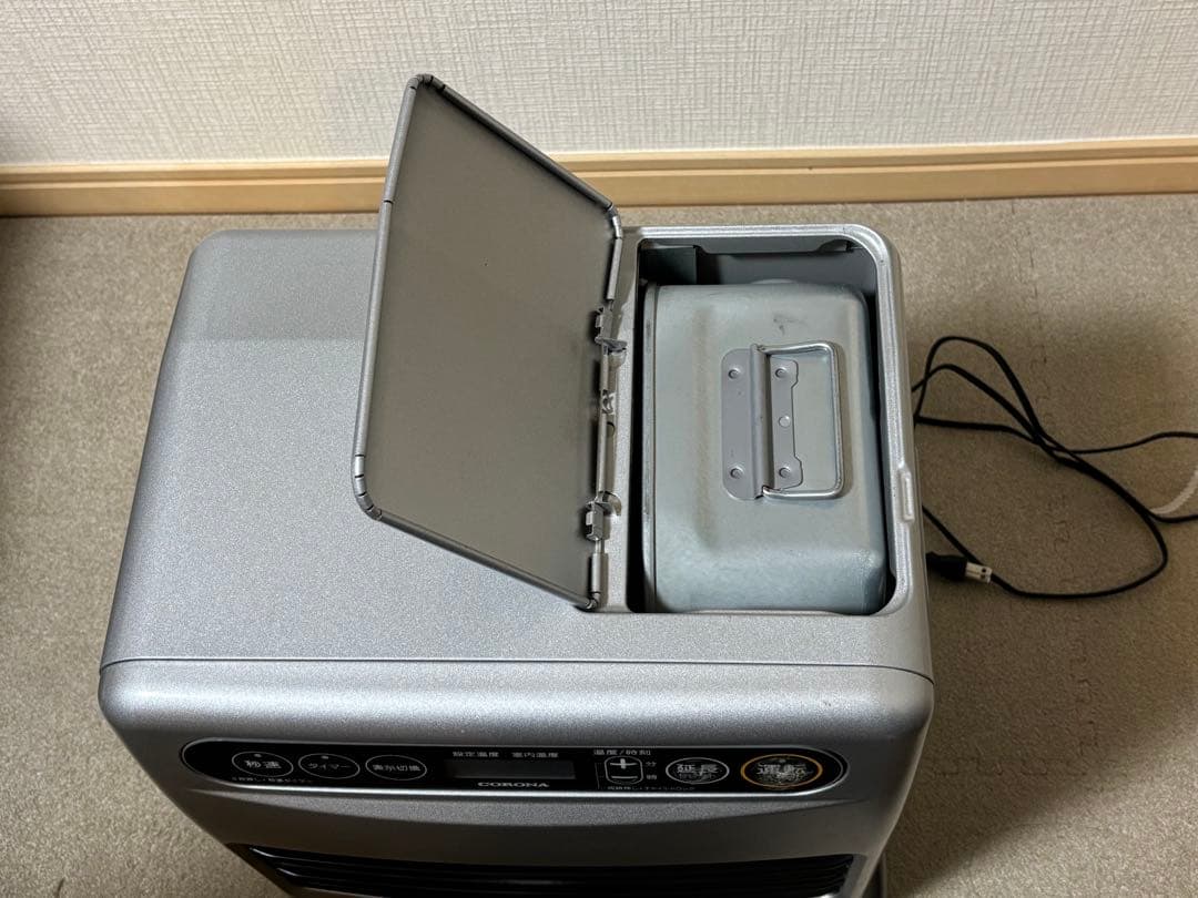 コロナ　石油ストーブ　2020年製