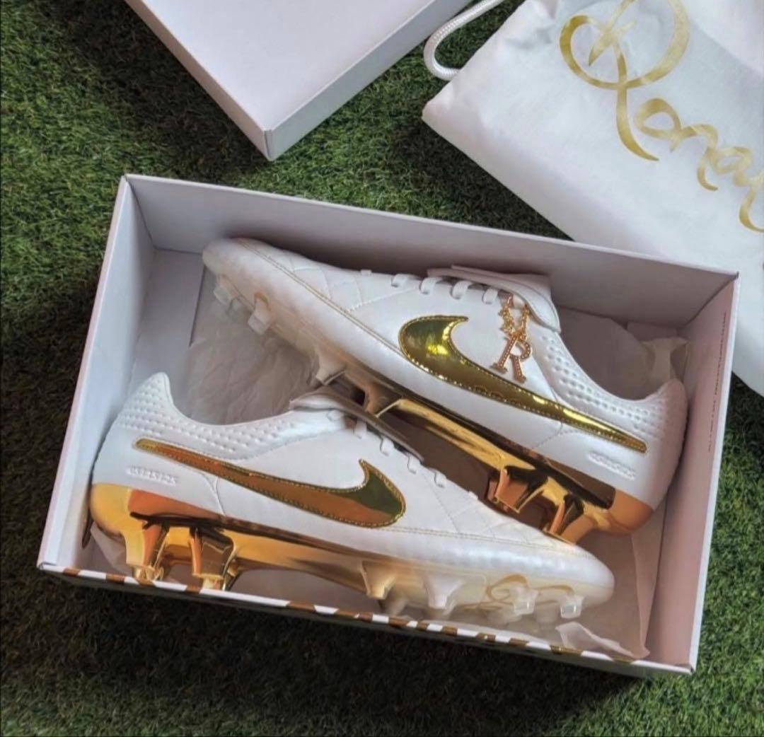 Ronaldinho × Nike Tiempo Legend FG ①