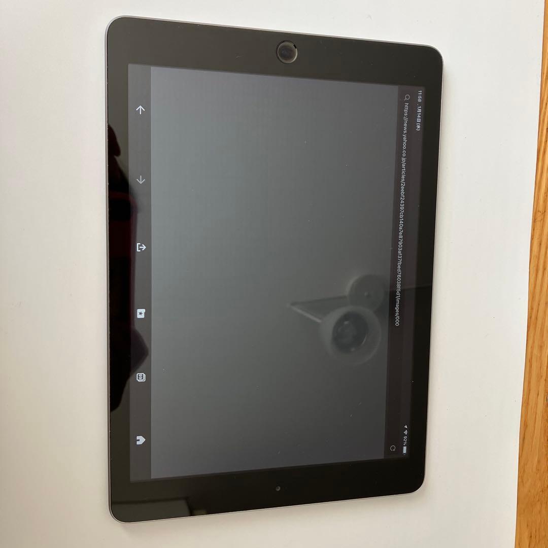 iPad 第5世代　タブレット　本体　スペースグレイ　32GB wifi