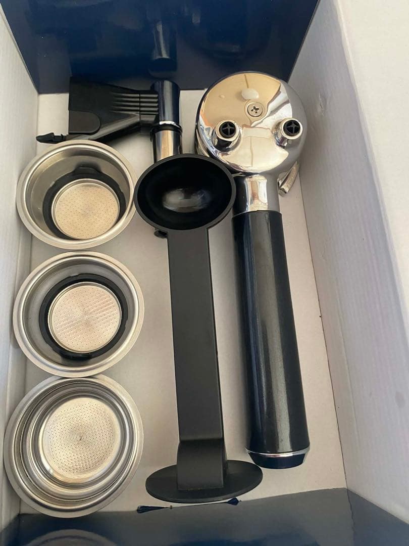 【ほぼ新品・美品】デロンギ エスプレッソマシン EC860M 動作確認済み