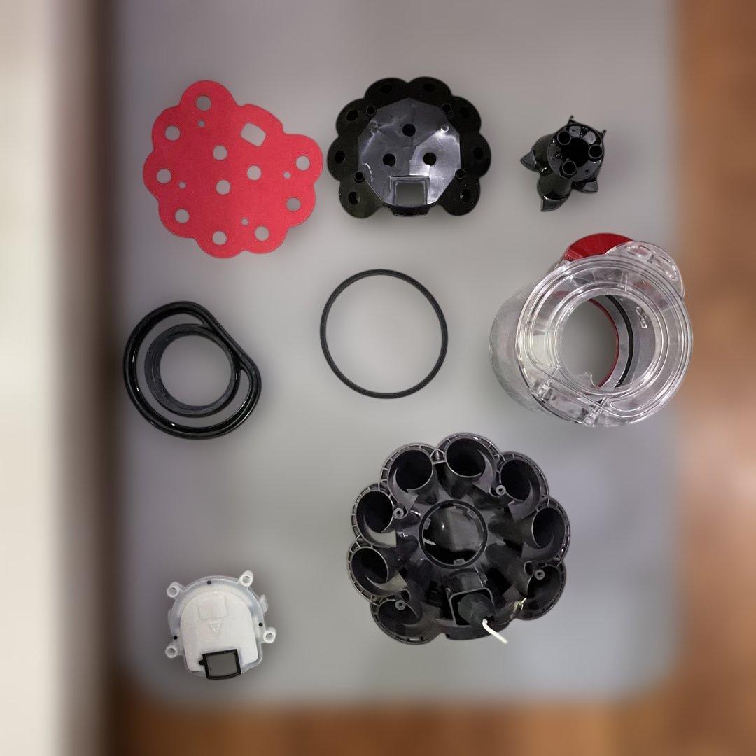 32. 『美品』Dyson Digital Slim Fluffy SV18