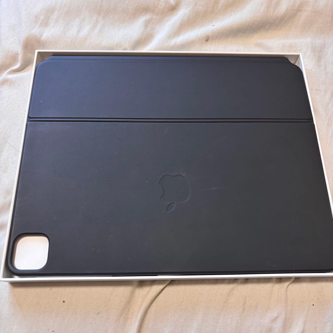 【極美品】iPad Magic Keyboard 12.9MXQU2J/A