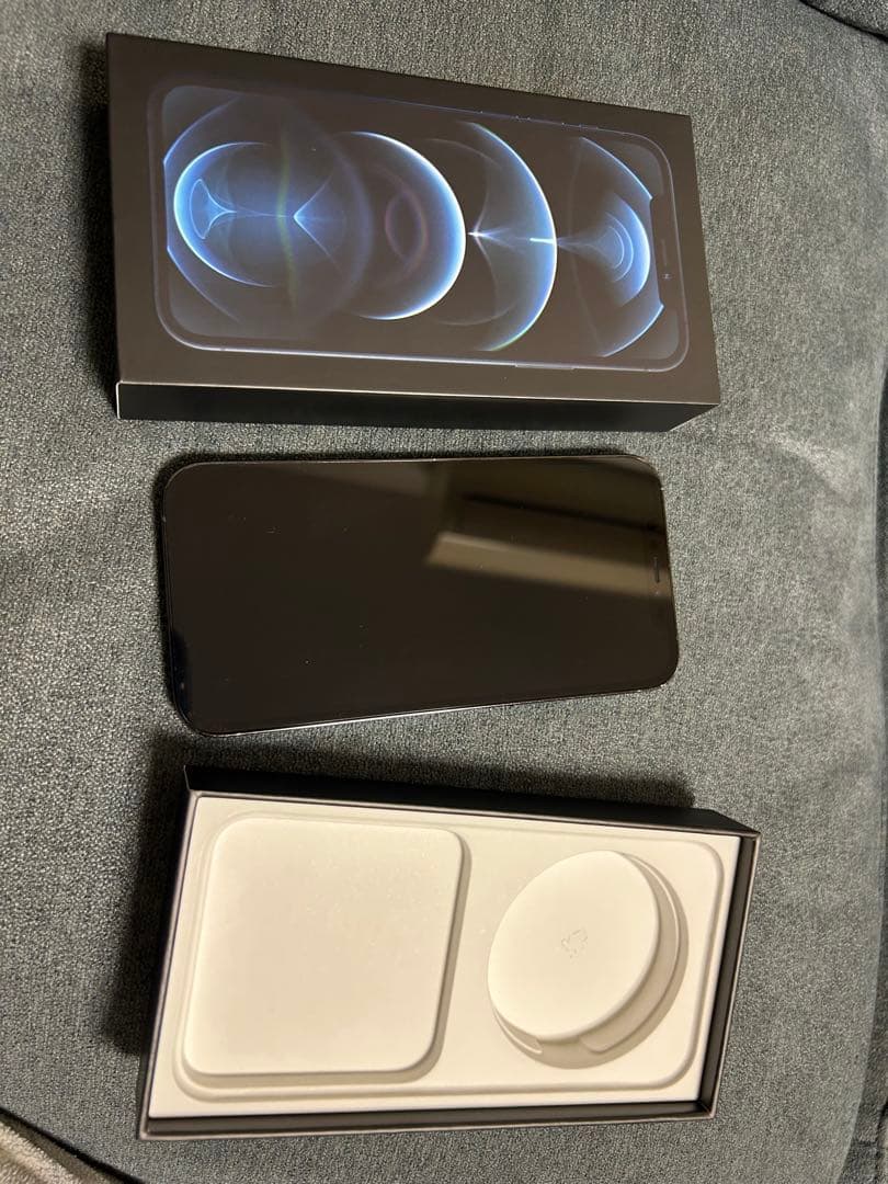 Apple iPhone 12 Pro PacificBlue 256GB本体