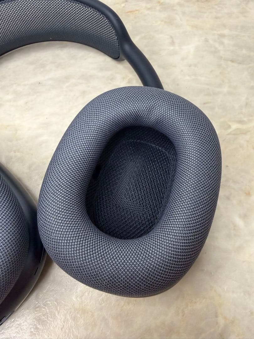 Apple AirPods Max 第二世代 ミッドナイト 充電ケース付き