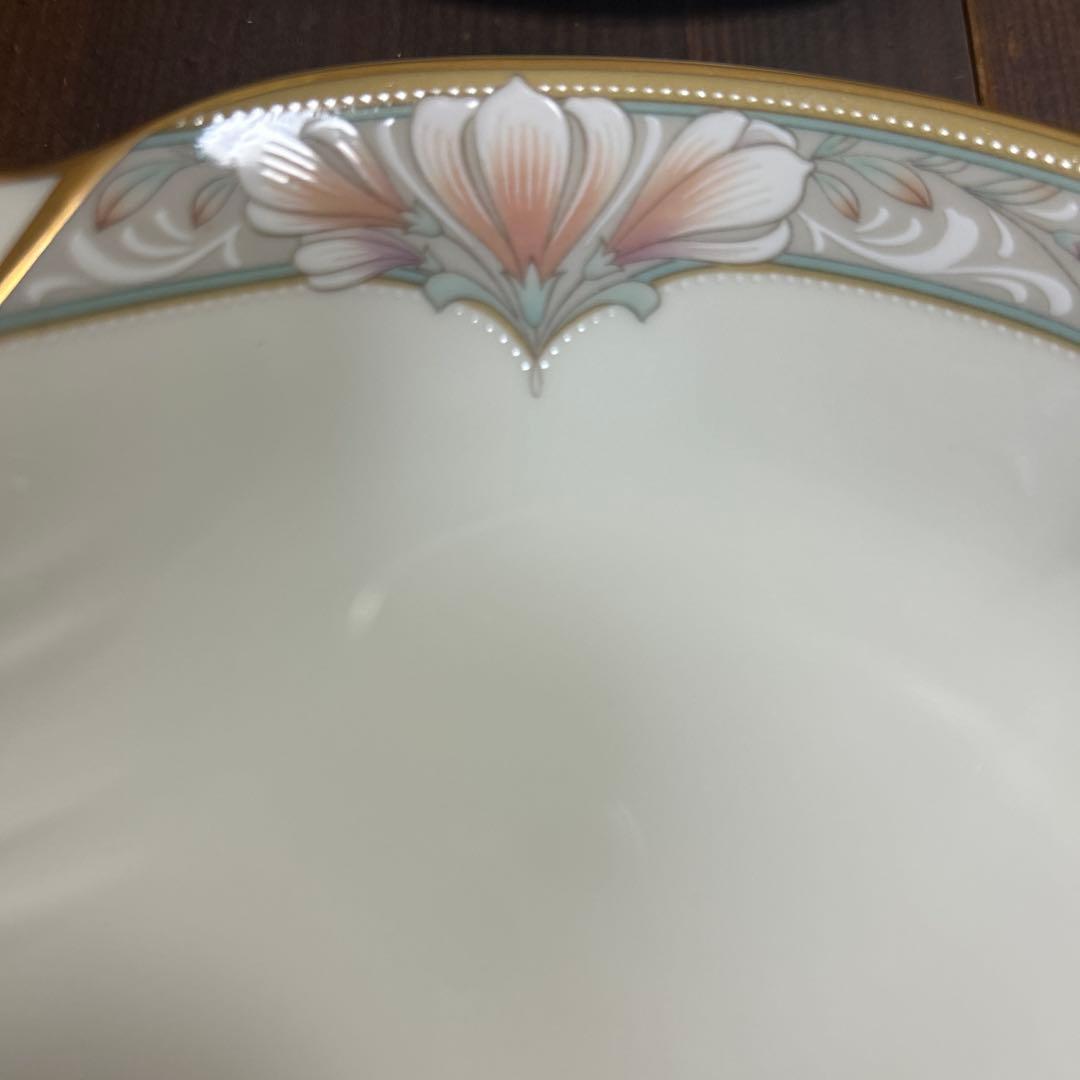 ノリタケ バリモア シェルディッシュ　金彩　花柄　2種