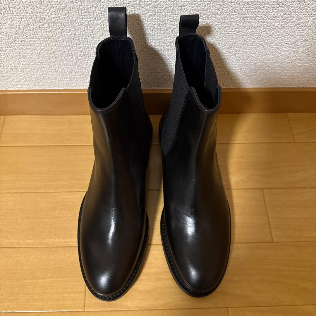 新品未使用 TOMORROWLAND サイドゴアショートブーツ ブラック