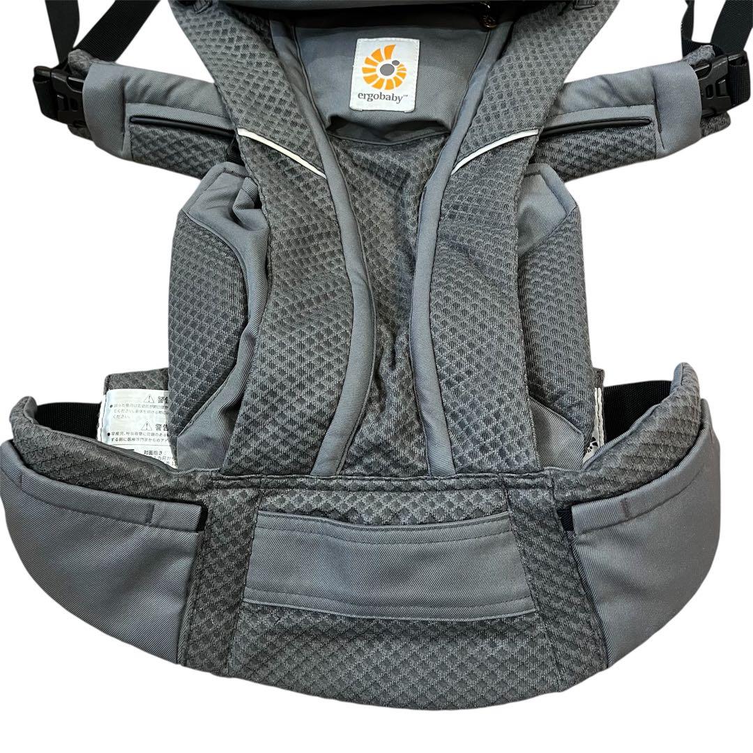 美品✨人気✨エルゴベビー オムニブリーズ グラファイトグレー 抱っこ紐 ポーチ付