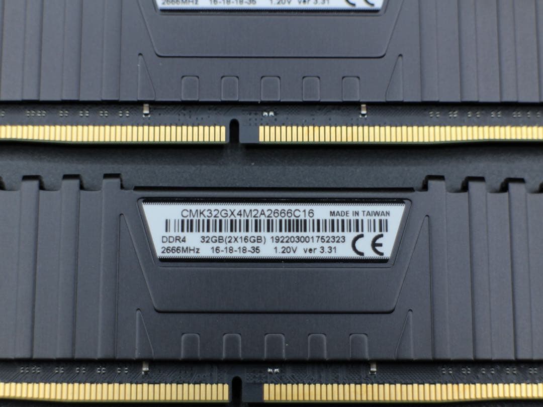 Vengeance DDR4 メモリ 32GB（16GB×2枚）2666MHz