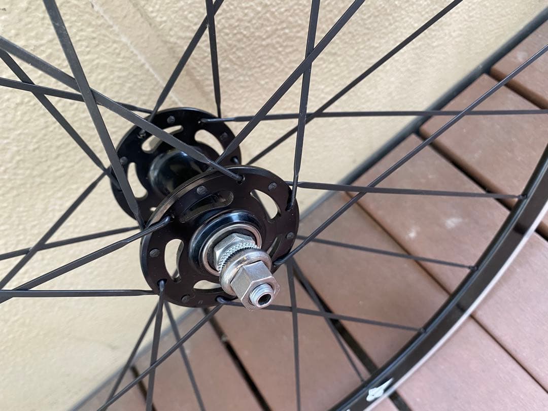 ピスト　ホイール　TIFOSI