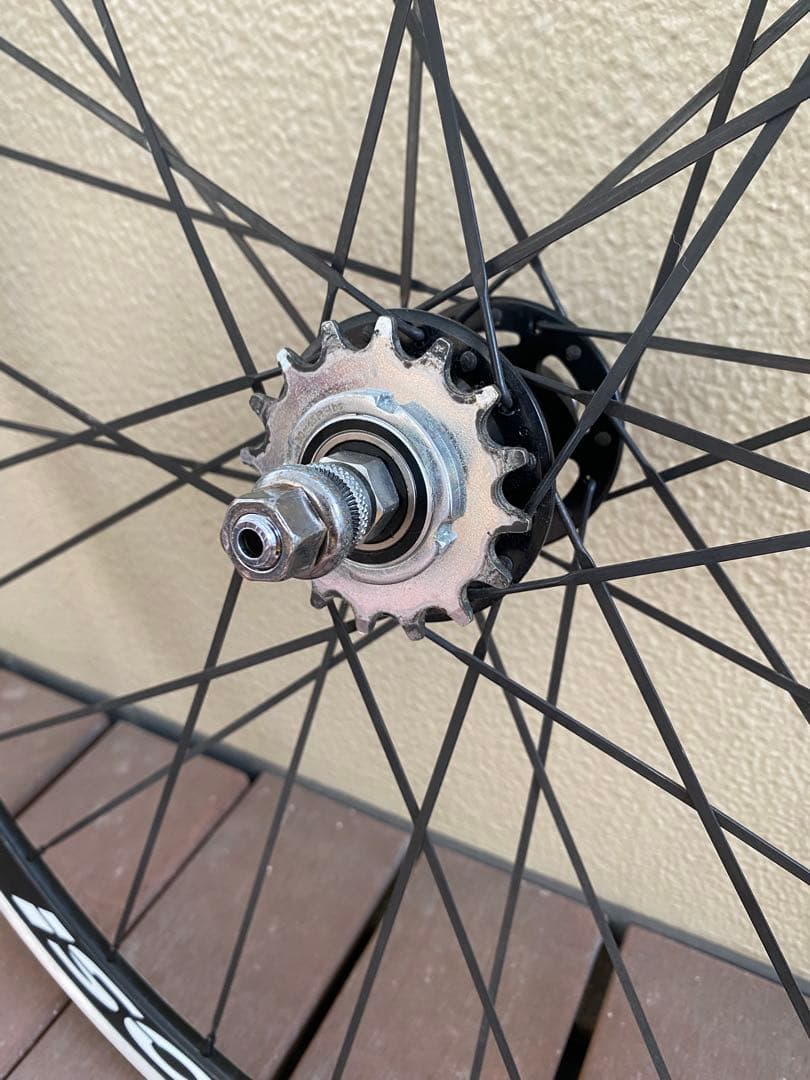 ピスト　ホイール　TIFOSI