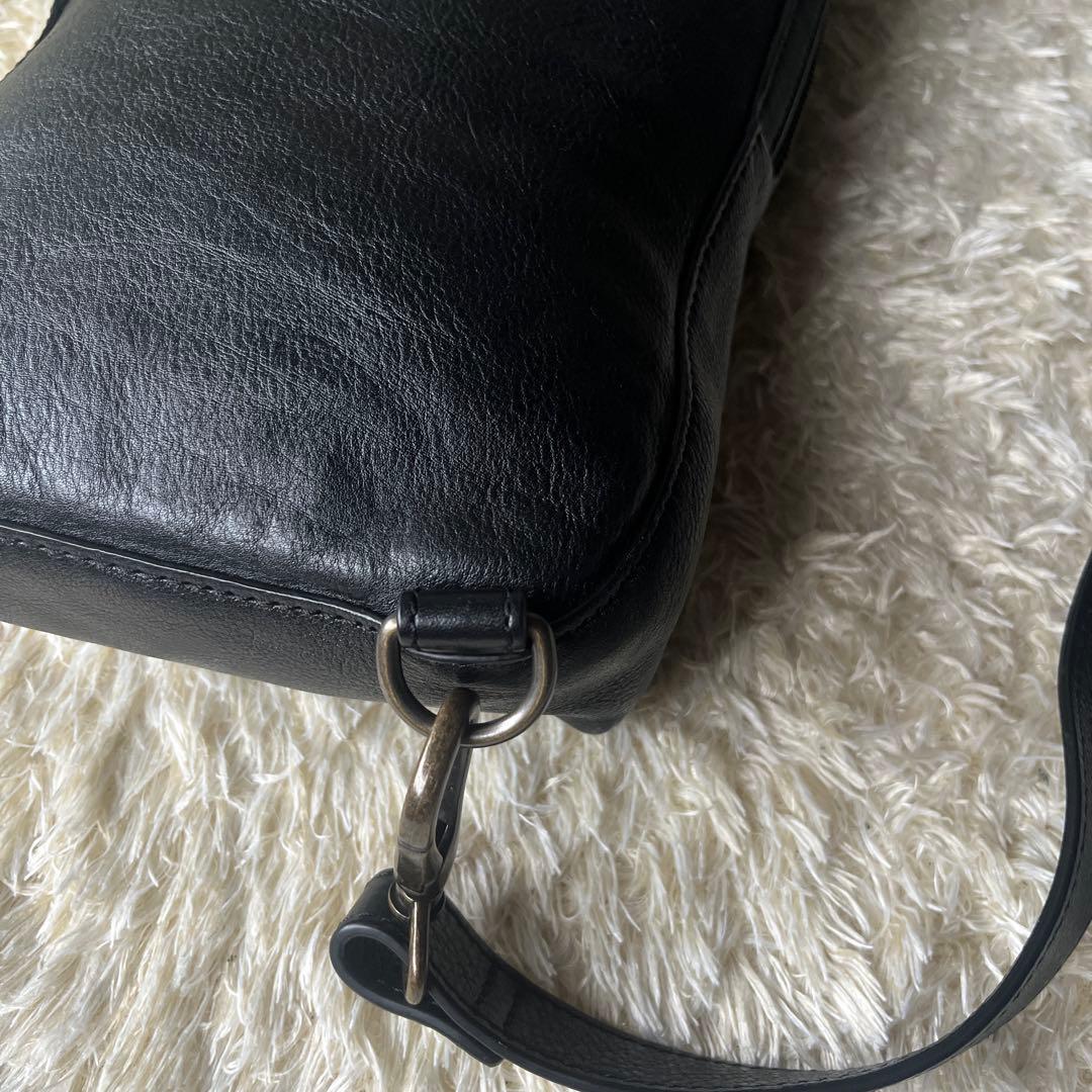 極美品　マザーハウス　カゼマトウ　 クロスバッグ レザー ボディバッグ シボ革