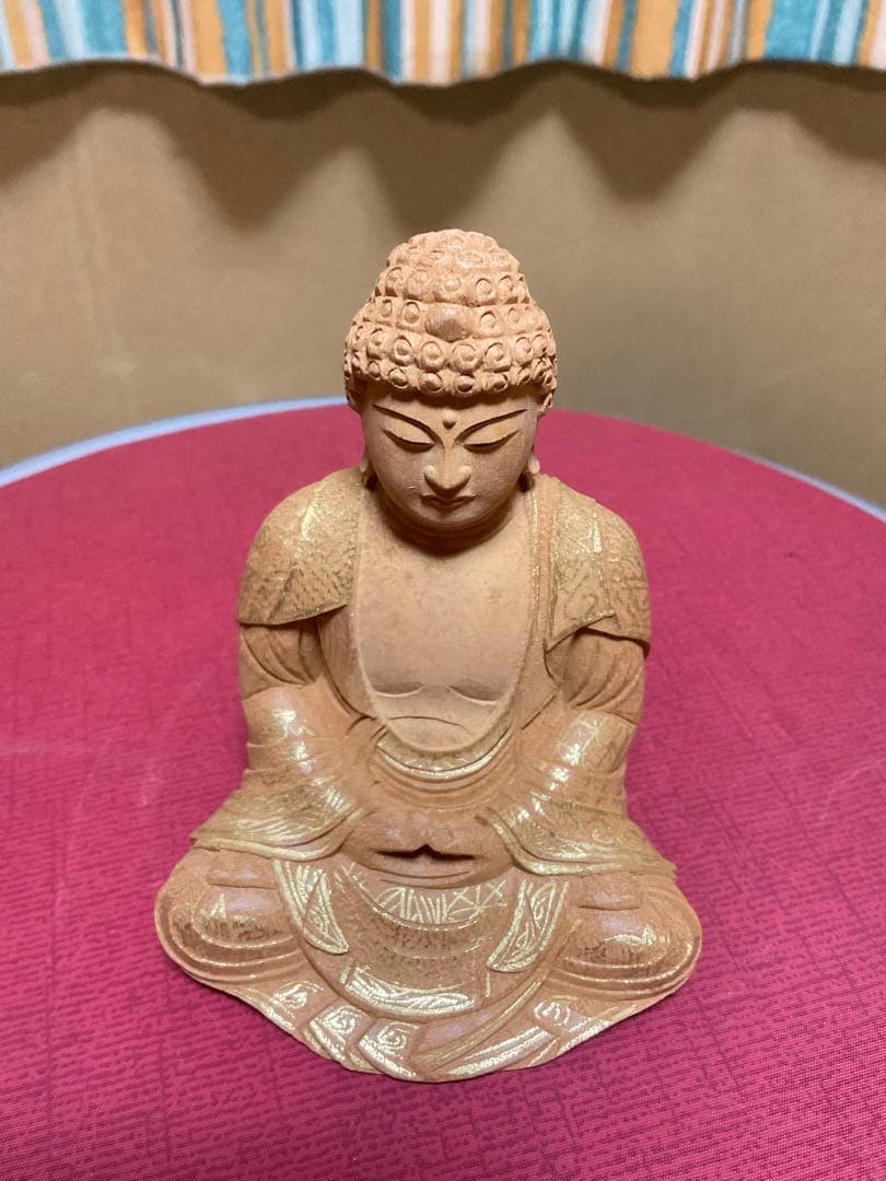 仏像／楠造り・阿弥陀如来座像　新品・現状品【高さ33cm 幅／12cm 美品】。