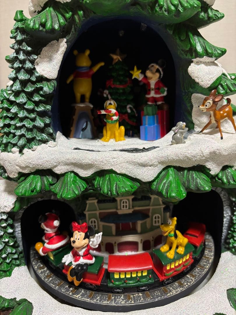 コストコ ディズニー アニメイデッド クリスマスツリー