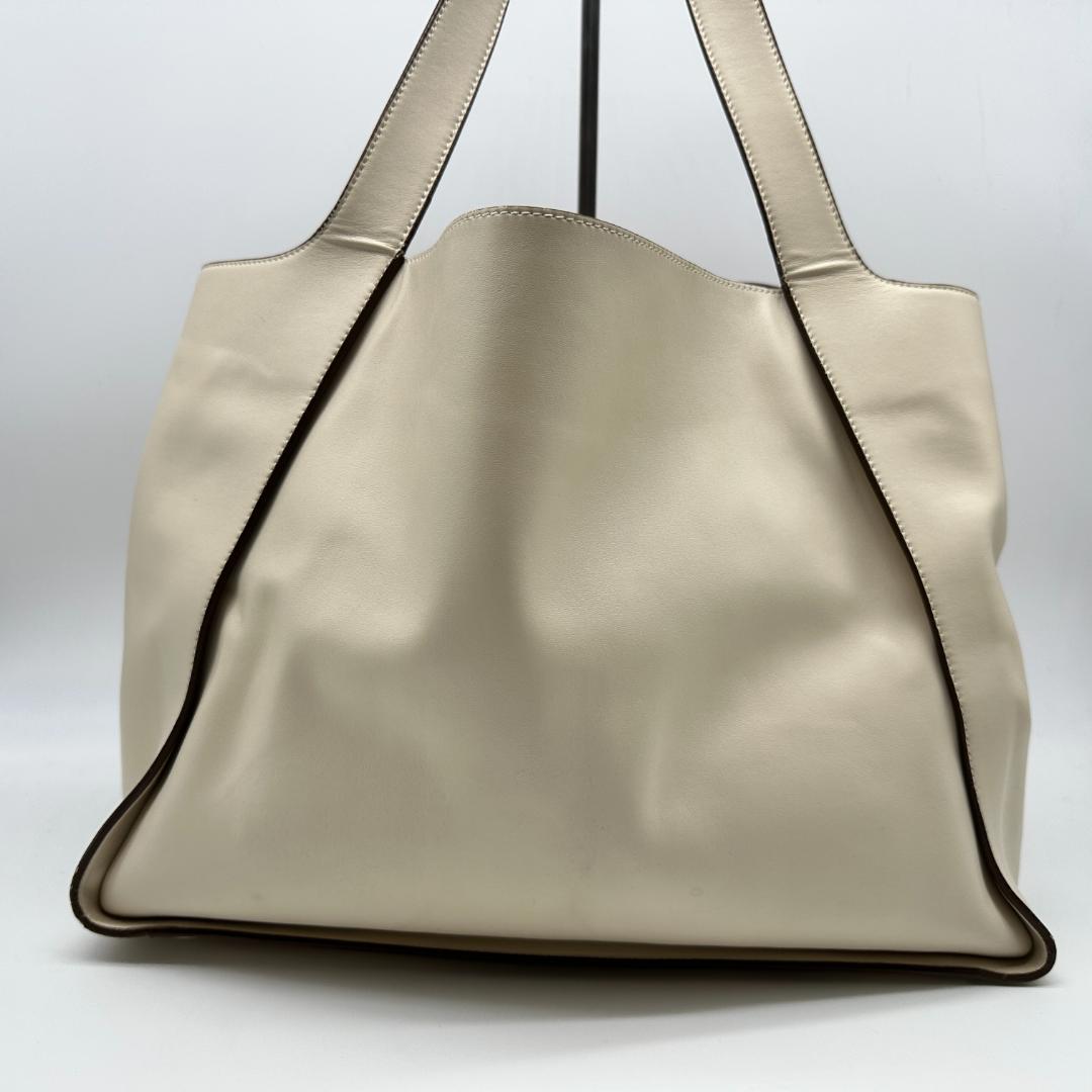 ステラマッカートニー サークルロゴ ラージ トートバッグ ホワイト