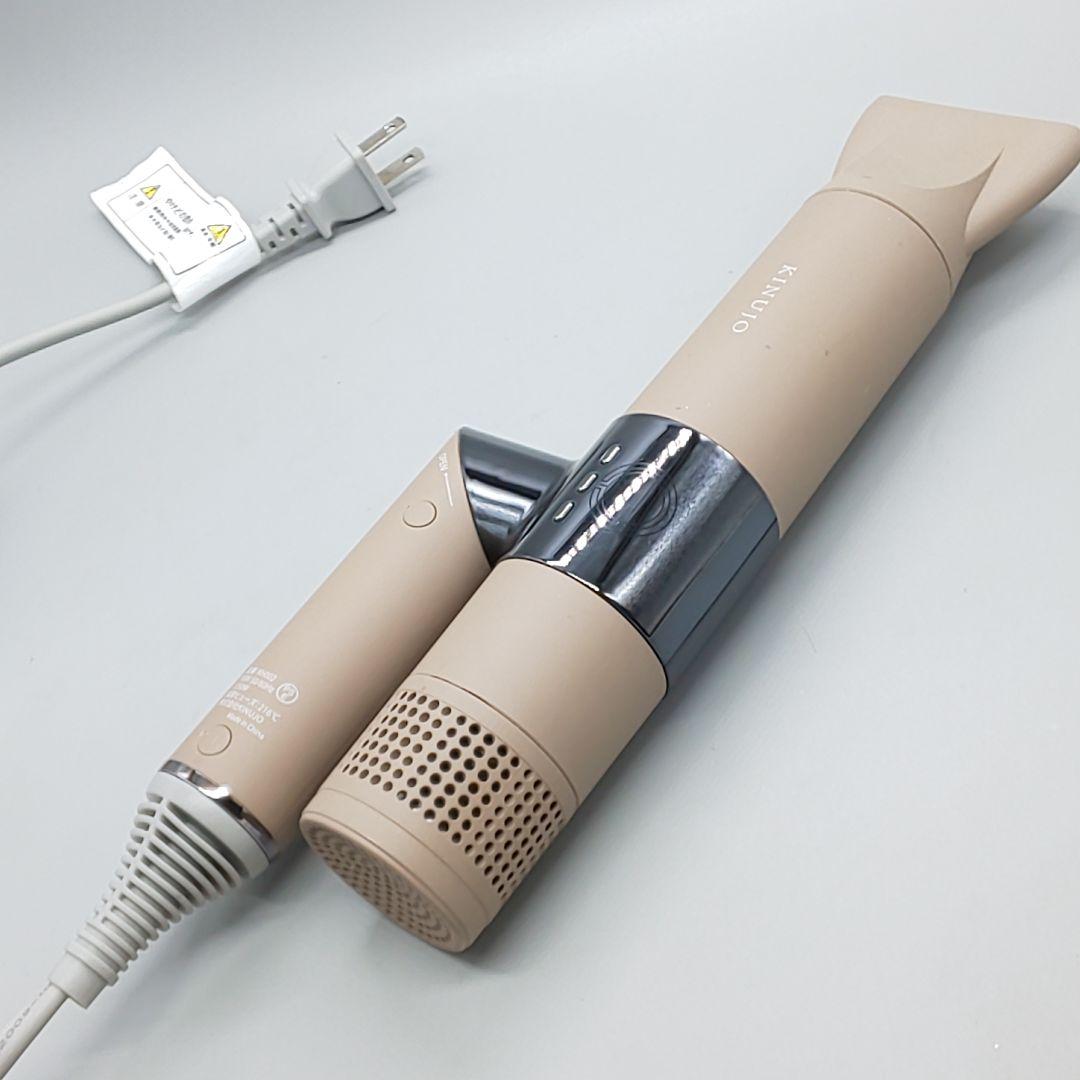 絹女　キヌジョ　KINUJO 大風量マイナスイオン ドライヤー《正規品》921