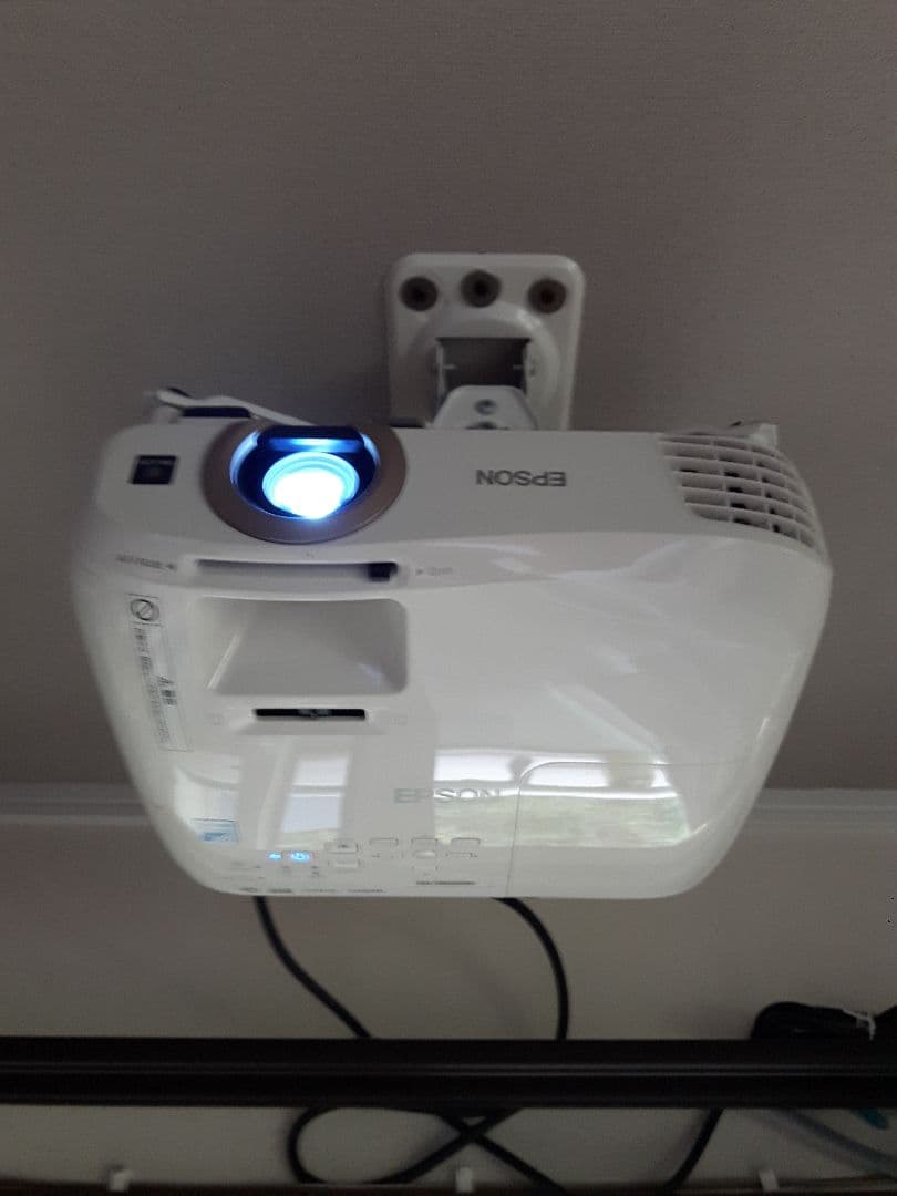 EPSON EH-TW 5350　プロジェクター