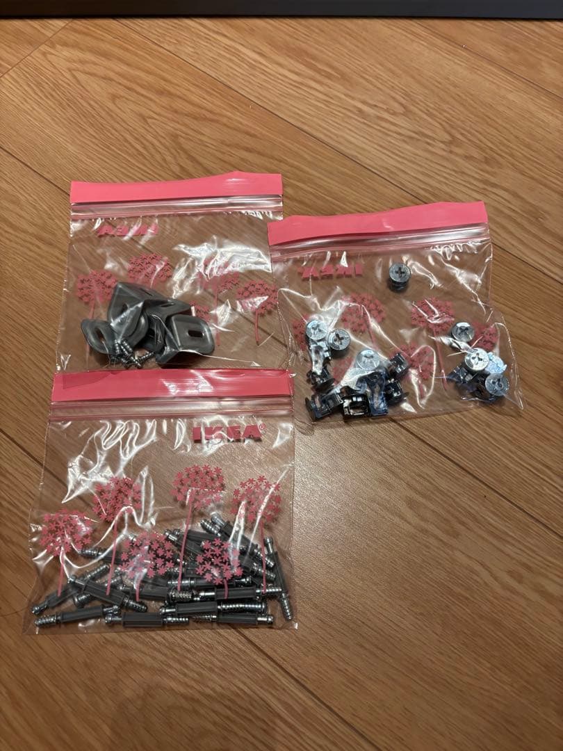 IKEA ／キッチンカウンター／TORNVIKEN ／グレー