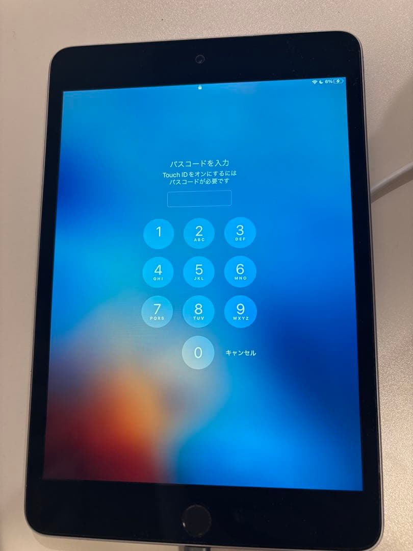 Apple iPad mini 4 64GB シルバー