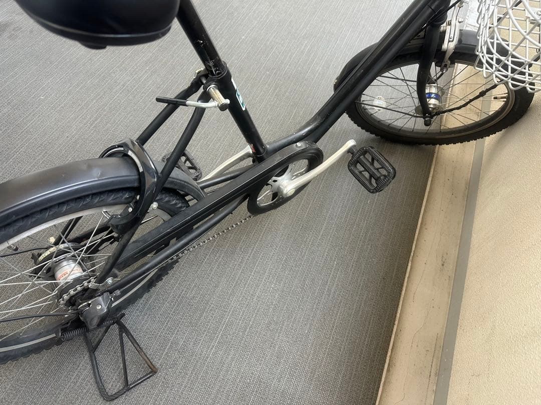 ブリヂストン　ベガス　20インチ　引き取りのみ