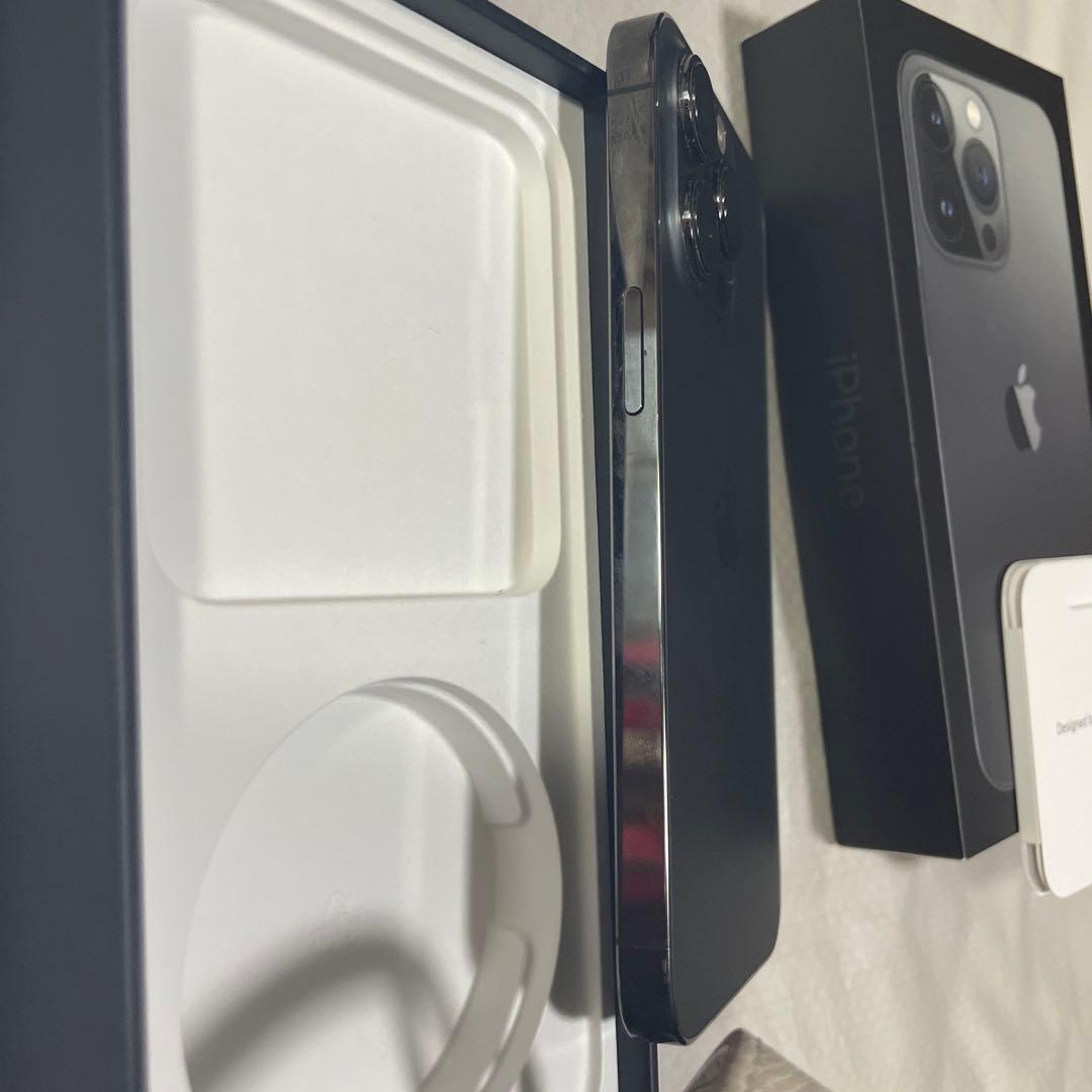 スマートフォン本体 shin kazama