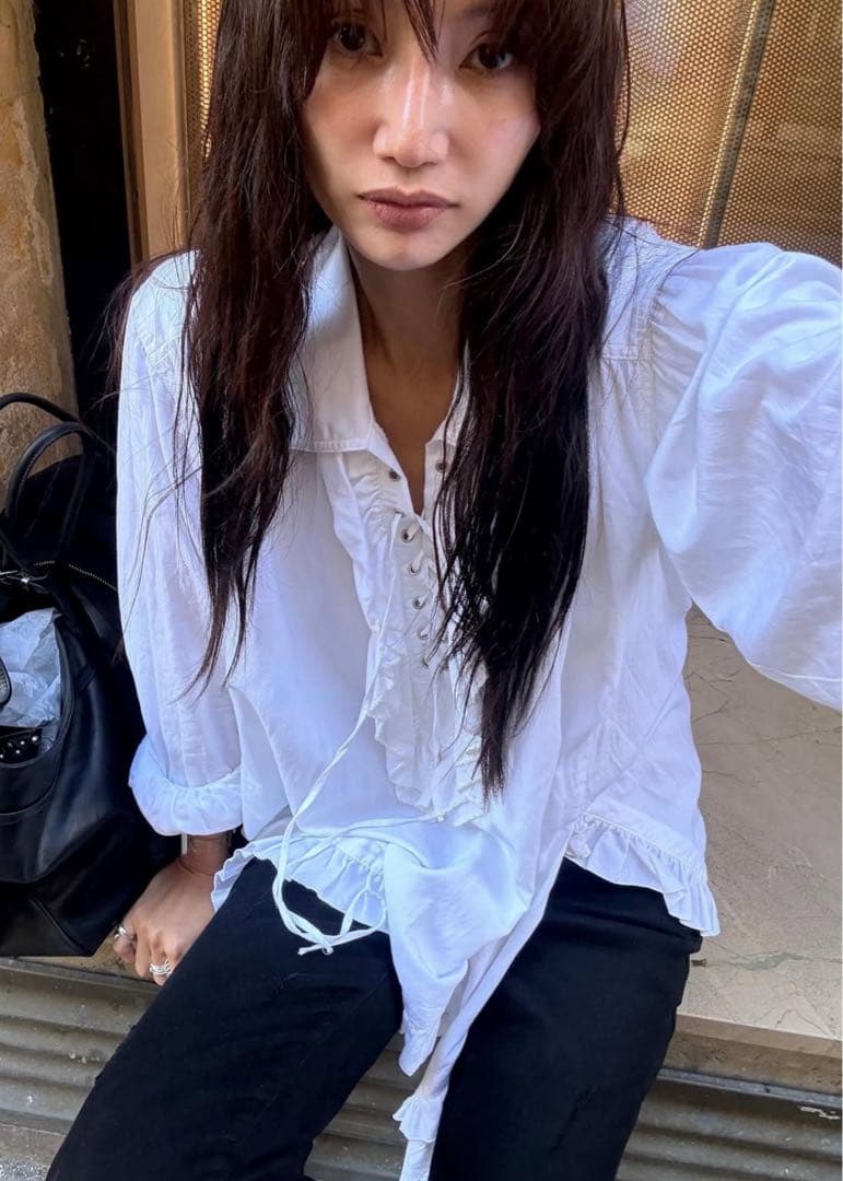 openyy フリルトリムブラウス ホワイト