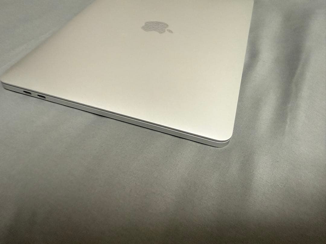 ク*ル様 美品MacBook Pro(13-inch,2020)i5 16GB
