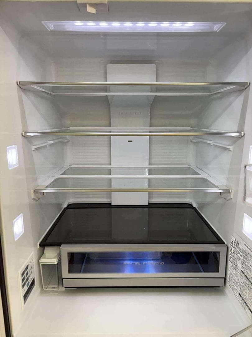 Panasonic 冷蔵庫 NR-F607WPX-X形 2021年製