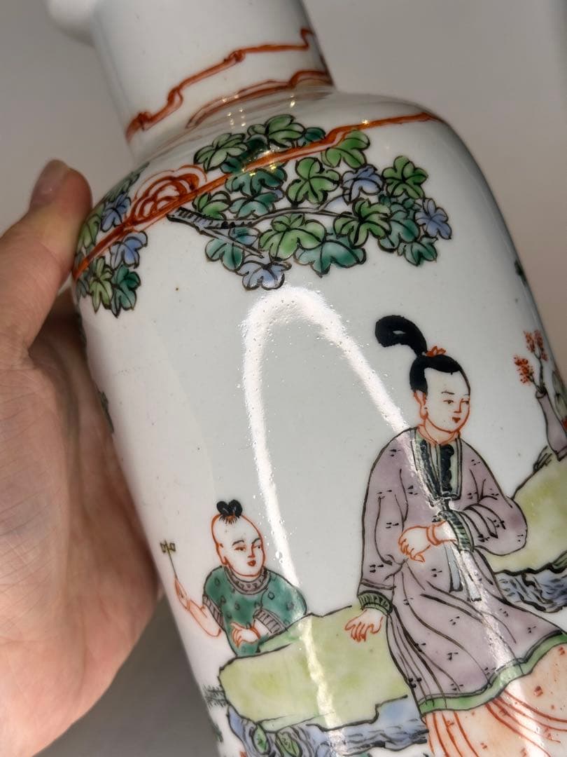 【新年セール】康熙葉子款 底部款識 人物童子戯図 彩絵 花瓶 中国古美術 时代物