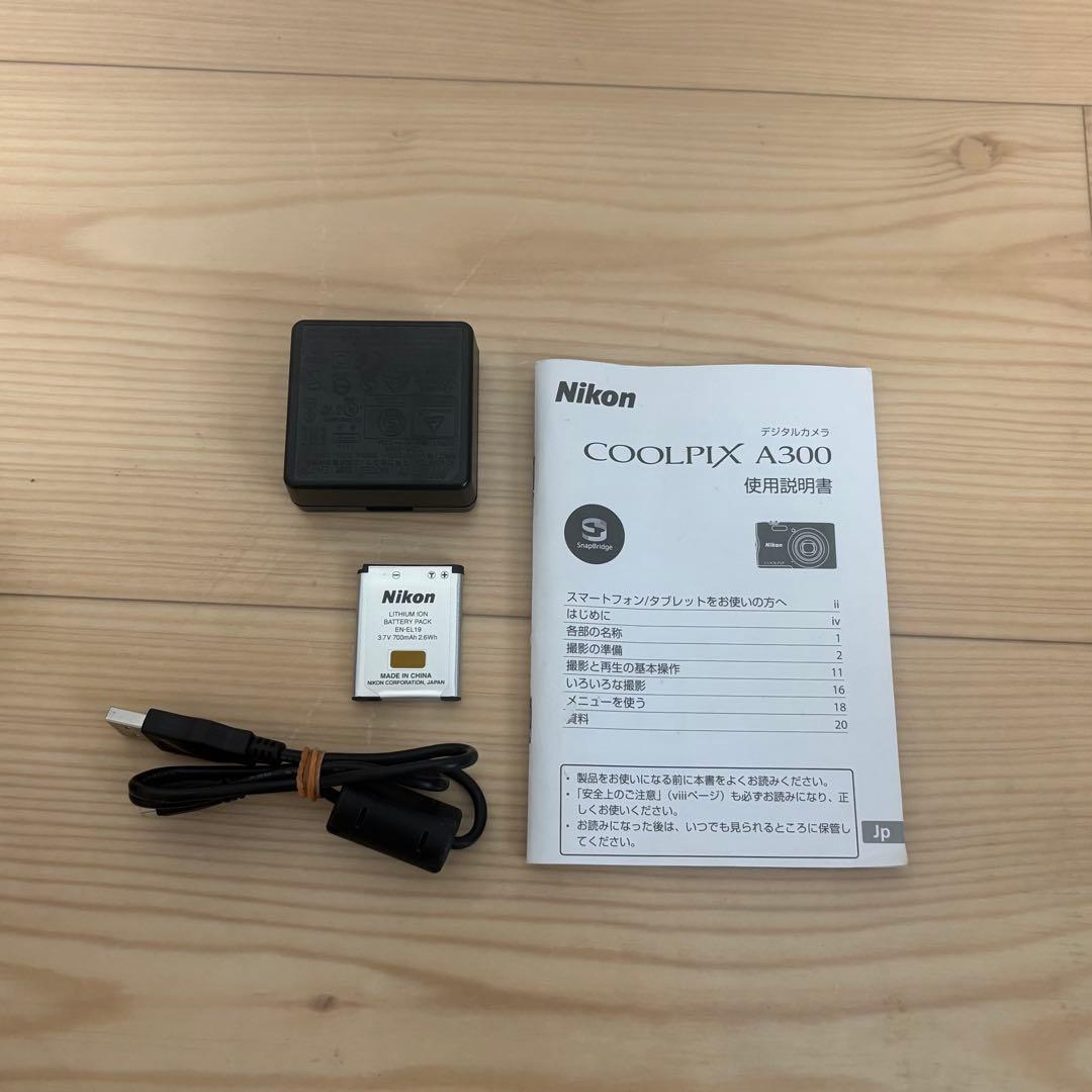 【美品】　Nikon Coolpix A300 ブラック デジカメ 訳あり