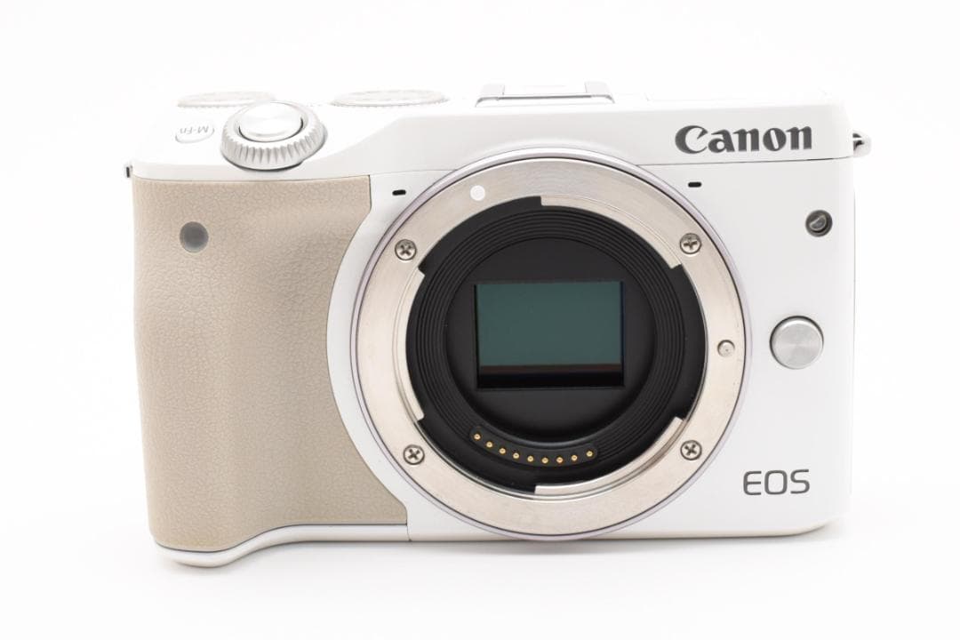 美品 キャノン　Canon EOS M3 ボディ 1146