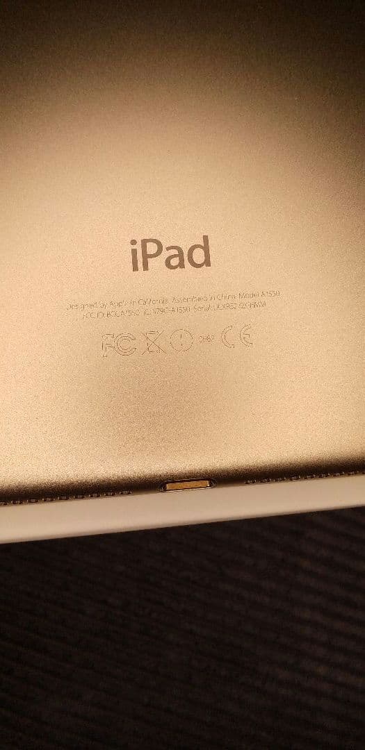 iPad本体 iPad mini 4 64GB Wi-Fi+Cellular