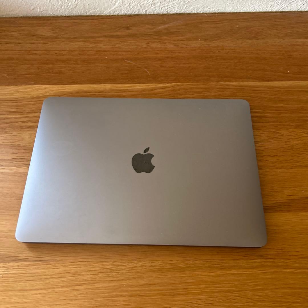 Apple MacBook Air (2020年モデル) スペースグレイ