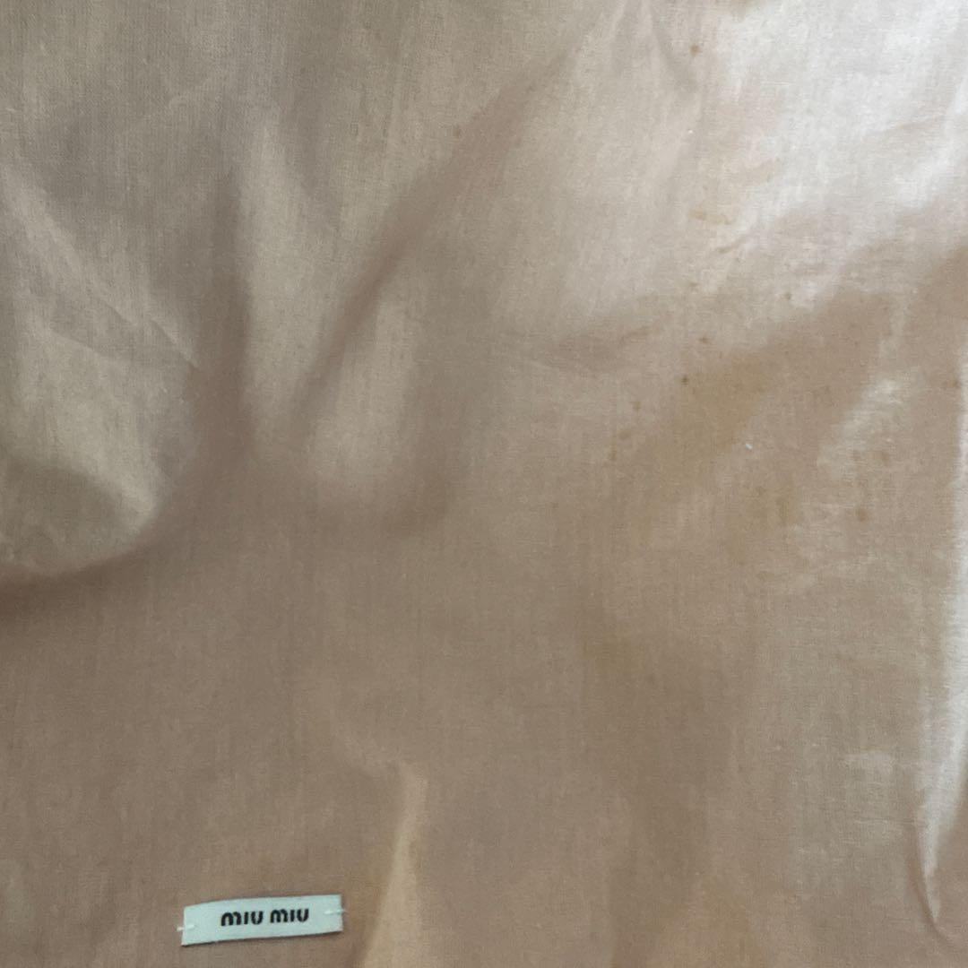 miumiu ハンドバッグ