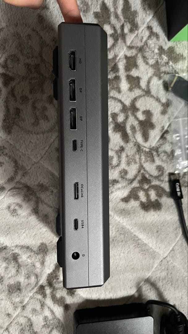 AOOSTAR XG76 EGPU RX7600M OCuLinkとUSB4接続