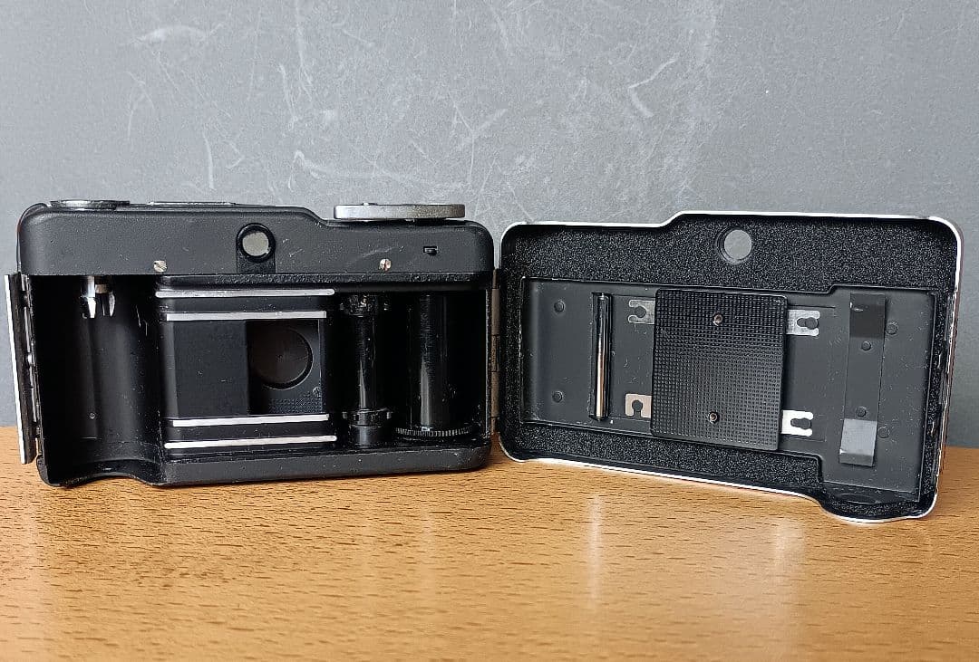 フィルムカメラ【完動品】キャノンDemi