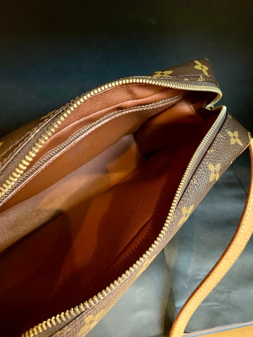 ルイヴィトン トロカデロ 27