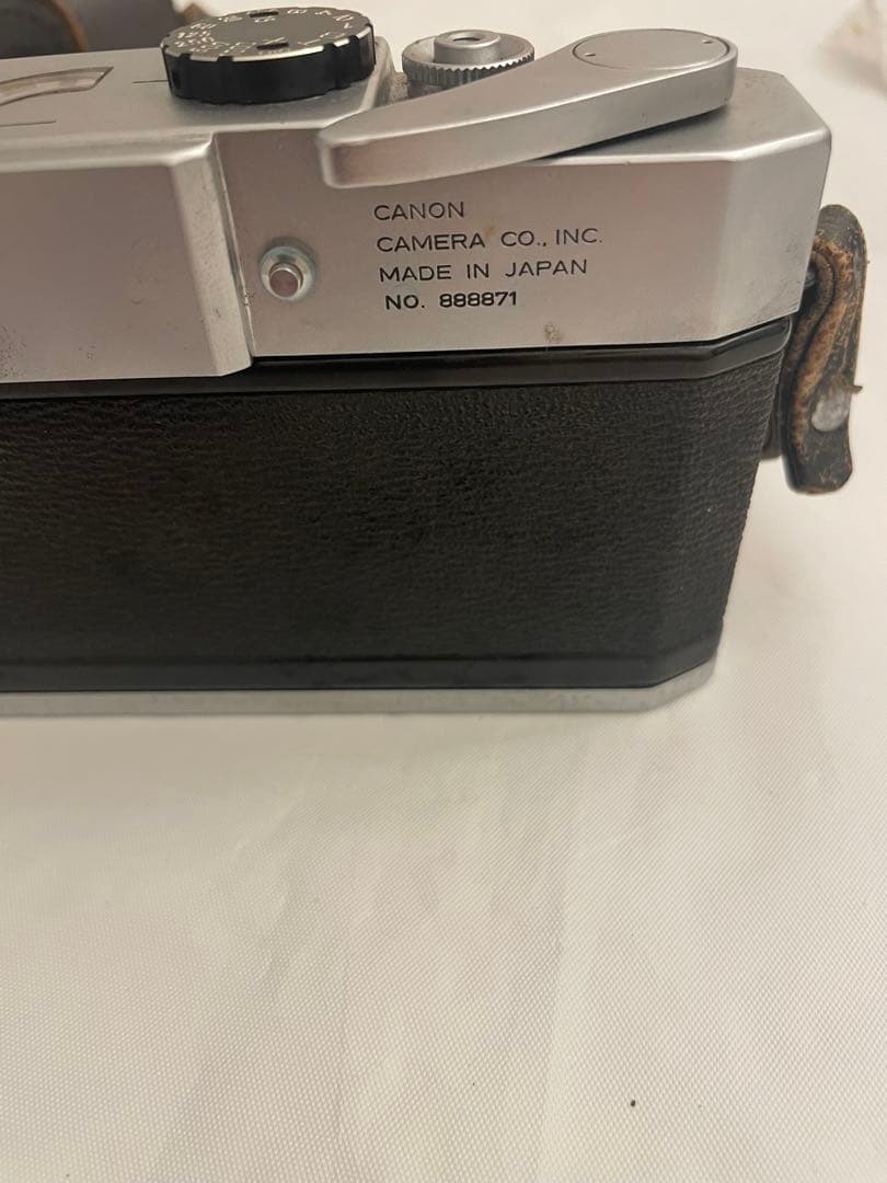 ❷Canon7 キャノン　レンズ付き 一眼レフ　フィルムカメラ