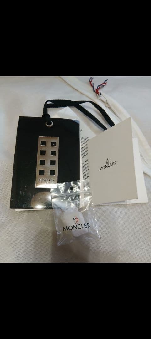 モンクレール ダウンジャケット ジーニアス