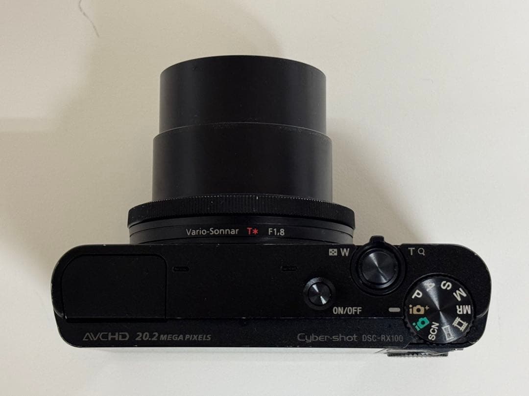 デジタルカメラ SONY Cyber-shot DSC-RX100