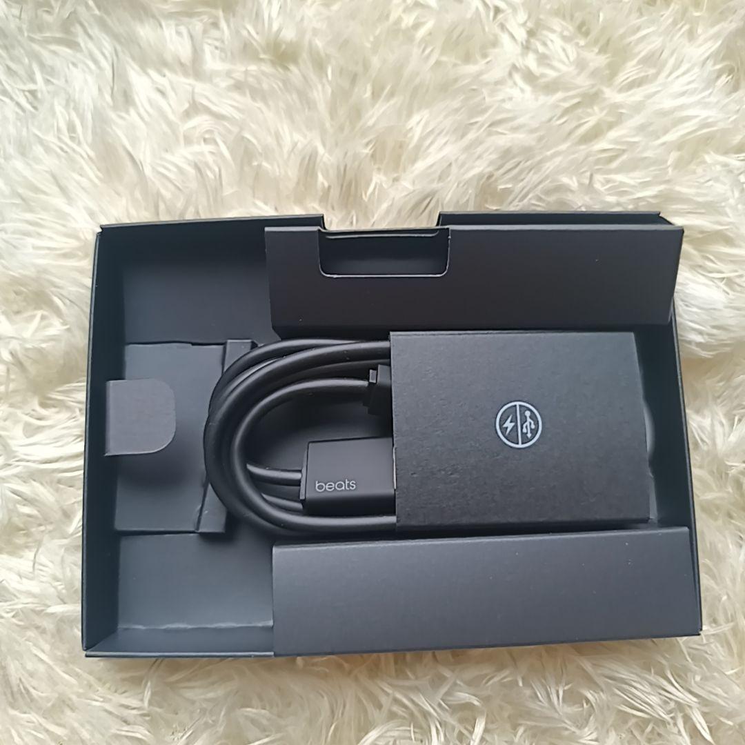 極美品　Beats SOLO3 WIRELESS マットブラック 2023年製