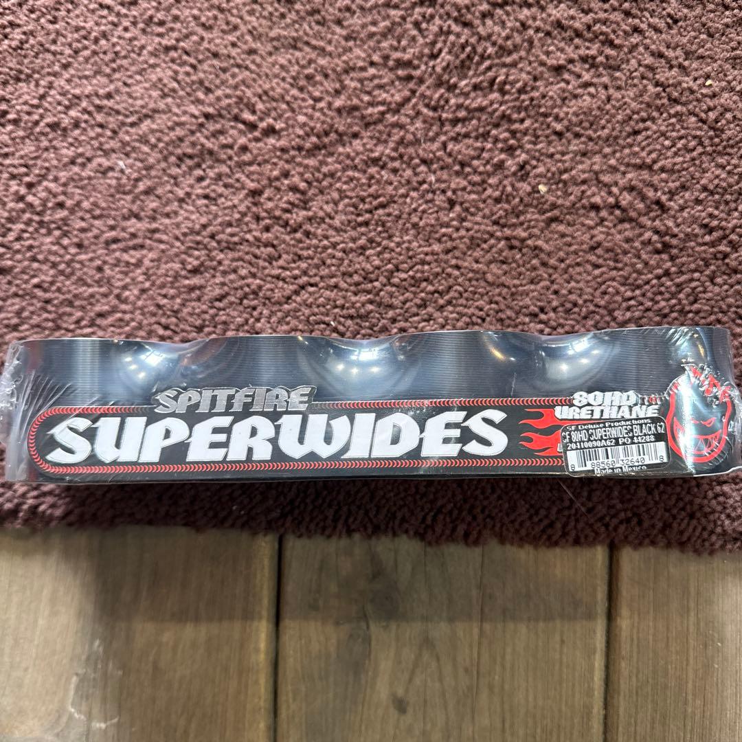 Spitfireスーパーワイド 62mm80Dスケボーウィール定価10,450