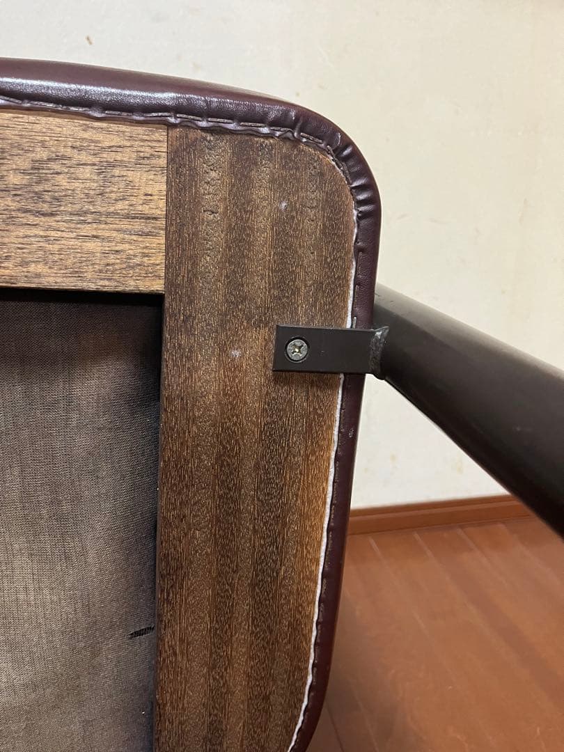 【すし　MOBILIA】　モビリア　革シングルソファ　日本創業①