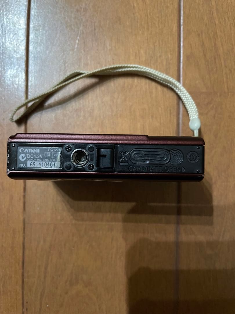 Canon Ixy 8.0 メガピクセル
