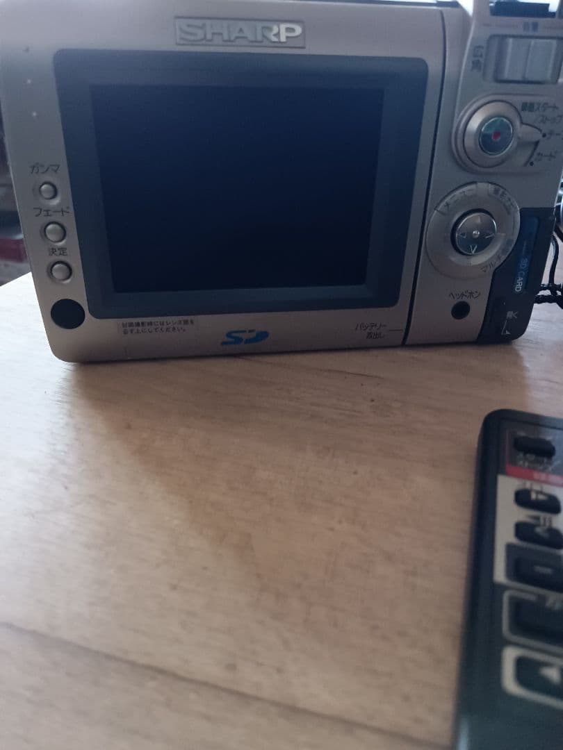 シャープ　デジタルビデオカメラVL-NZ10